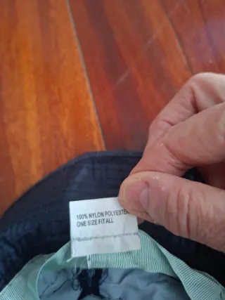 Gorro de lluvia azul