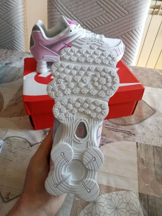 Zapatillas Nike Shox Mujer Rosa y Blanco