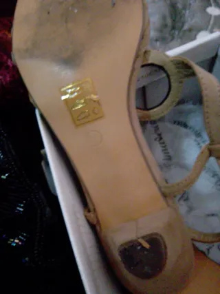 Conjunto bolso, sandalias y fular