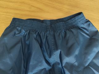 Pantalón impermeable niña-niño 6 años