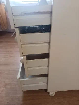 Mueble cambiador blanco con ruedas