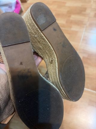 Sandalias Parfois piel serpiente