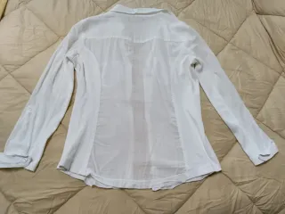 Camisa blanca fina Mango