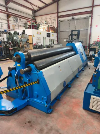 Cilindro Curvador Birlik 3000x13mm Hidráulico