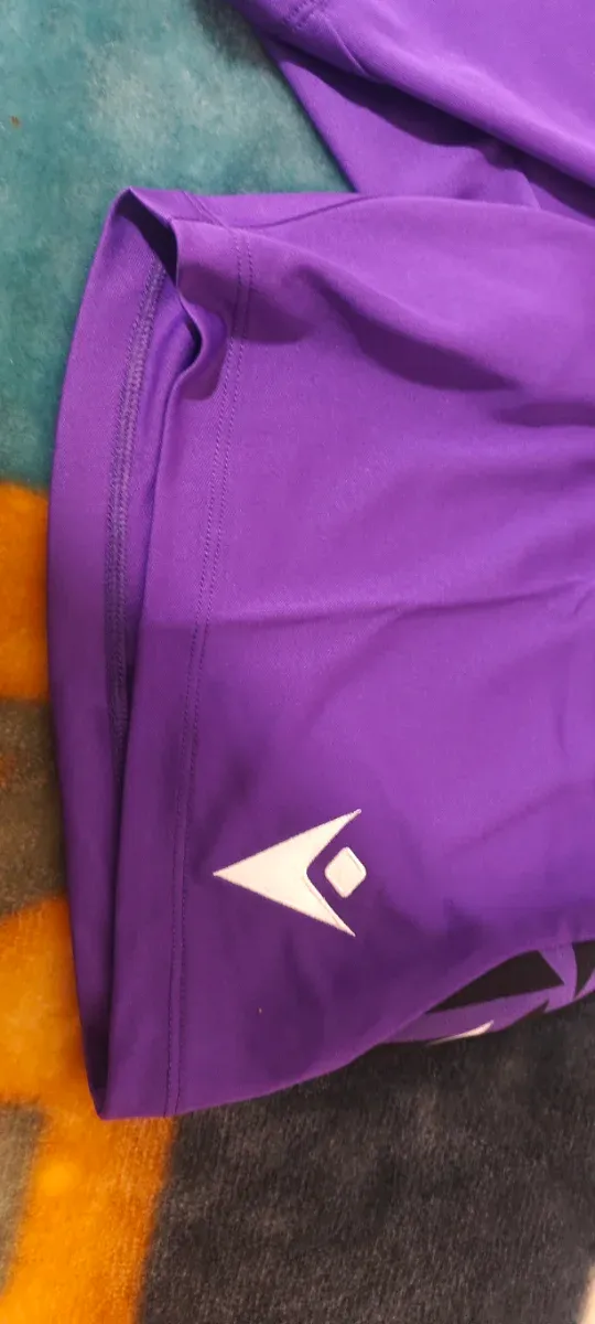 Shorts del Estrella Roja de Belgrado. Talla S