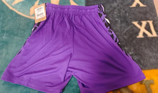 Shorts del Estrella Roja de Belgrado. Talla S