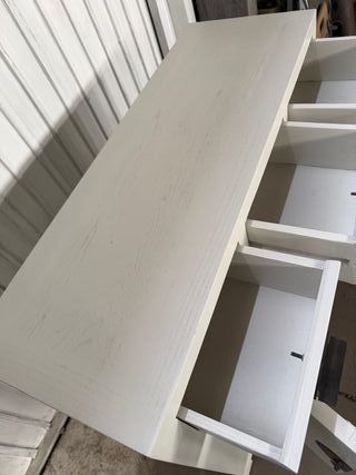 Cómoda de madera maciza