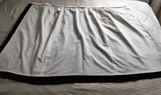 Falda larga negra con cinturón