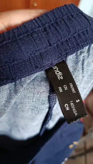 Pantalón fluido estampado floral