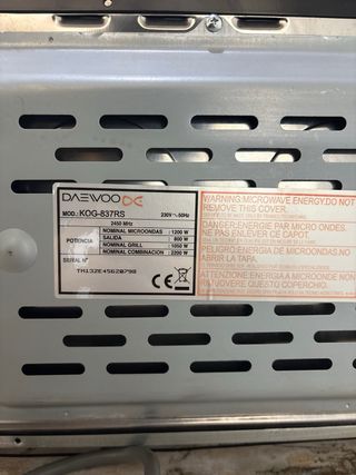 Microondas Daewoo Grill KOG-837RS