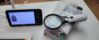 Lote varios: Marco fotos digital y lupa