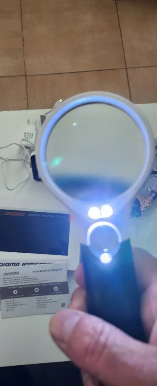 Lote varios: Marco fotos digital y lupa