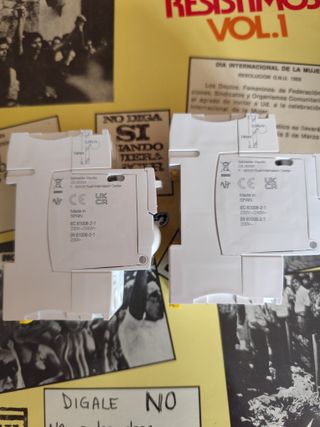 2x Diferencial 25 en 300  Schneider nuevos