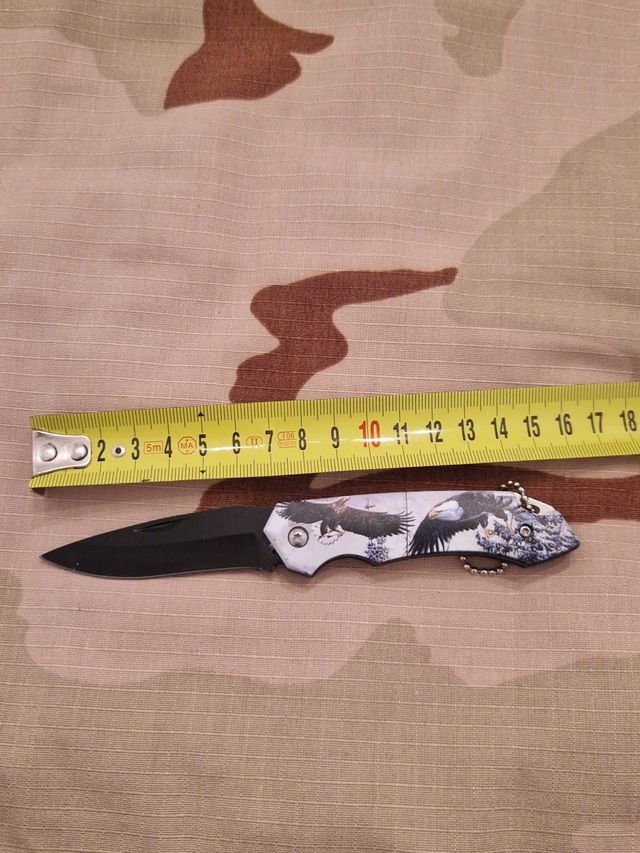 Cuchillo plegable diseño águila