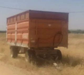 Remolque Basculante YUMBO