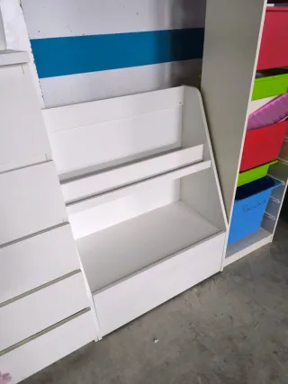 CONJUNTO MUEBLES LIBRERÍA CÓMODA INFANTIL IKEA