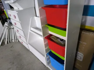 CONJUNTO MUEBLES LIBRERÍA CÓMODA INFANTIL IKEA