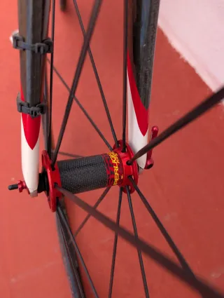 Bicicleta de carretera carbono kuota