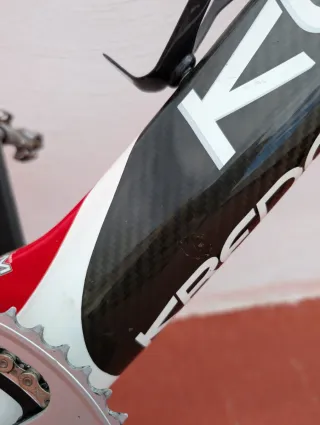 Bicicleta de carretera carbono kuota