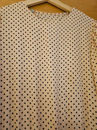 Mono elegante lunares rosa y negro