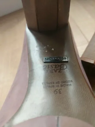 Zapatos tacón Zara morados talla 39