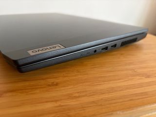 PORTÁTIL GAMING LENOVO IDEAPAD 3 IMPECABLE