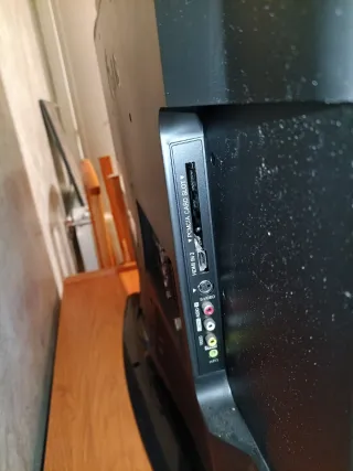 Televisor LG 32LG3000 (2008)