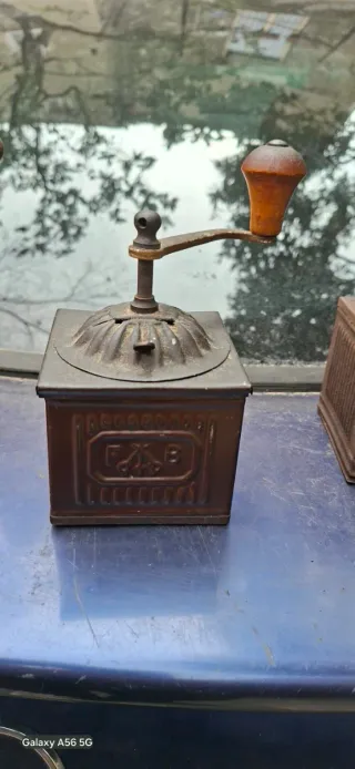 3 Macinacaffè Antichi