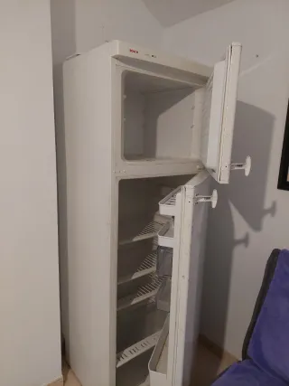 Nevera, Lavadora y Microondas