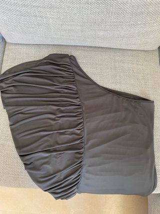 Top Morgan gris asimétrico