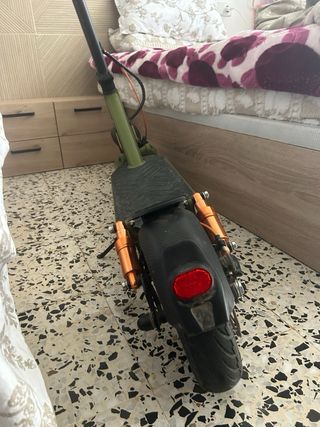 Patinete eléctrico casi nuevo