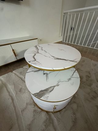 Mueble de salón diseño oro y blanco