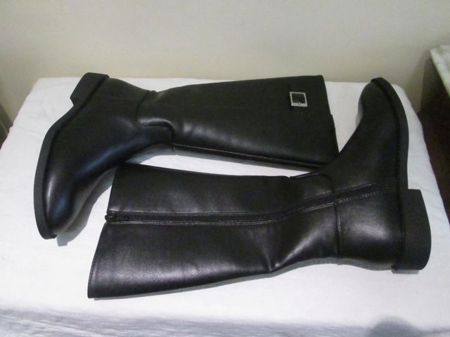 BOTAS ALTAS DE COLOR NEGRO NUMERO 37 MARCA TEX