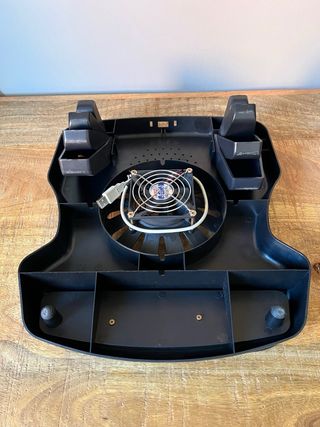 Soporte para portátil STEY con ventilador