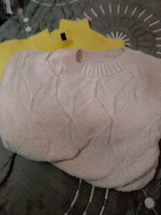 Lote 2 jerséis: amarillo y beige