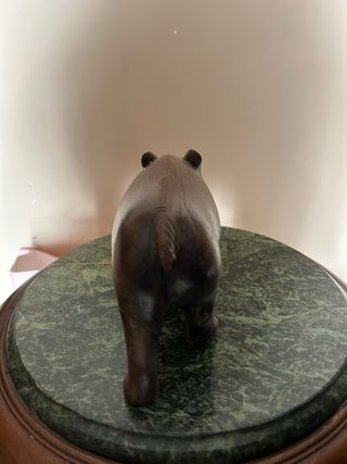 Ippopotamo in legno scuro