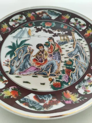 Plato decorativo japonés filo dorado relieve