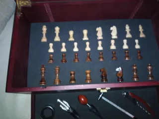 Maletín madera Damas/Ajedrez + Accesorios