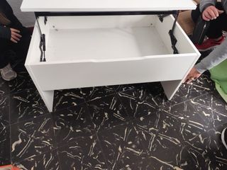 Mesa abatible blanca. Lunes 9/03 ultimo dia