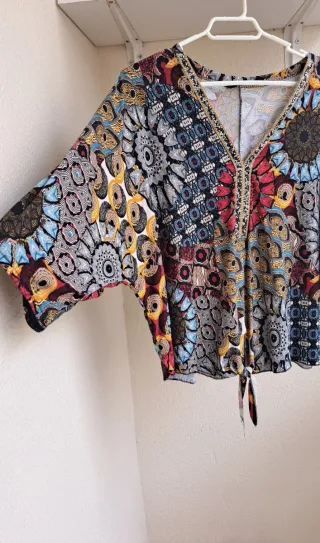 Blusa con mandalas talla única