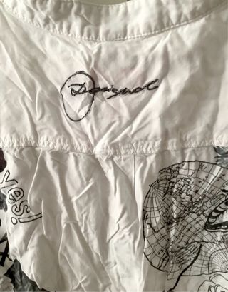REGALO camicetta Desigual tg. S farfalle scritte S