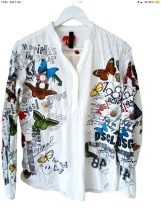 REGALO camicetta Desigual tg. S farfalle scritte S