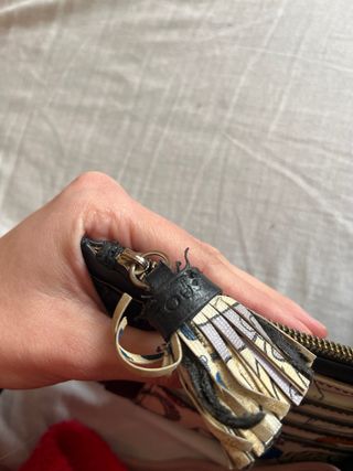 Cartera Tous Negra y Multicolor