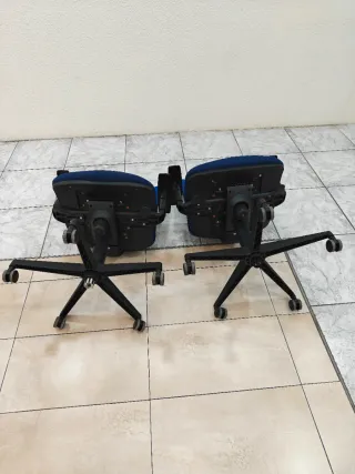 Vendo Sillas ergonómica en buen estado.