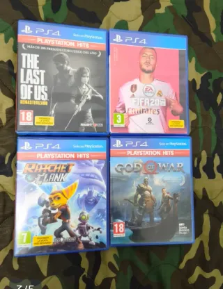 PS4 (PlayStation 4) Nera