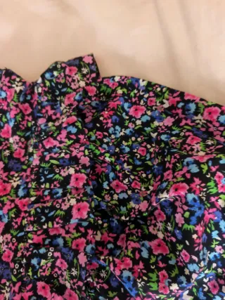 Sudadera Zara volantes floral S