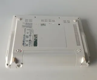 Asus Eee PC 900 Ordenador Portátil para piezas