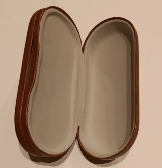 Funda de madera para gafas/lentillas