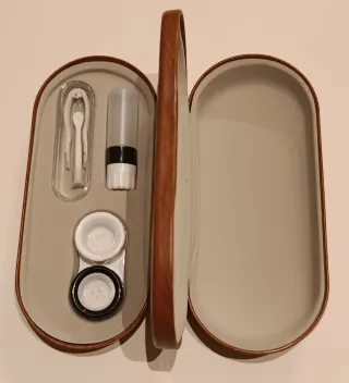 Funda de madera para gafas/lentillas