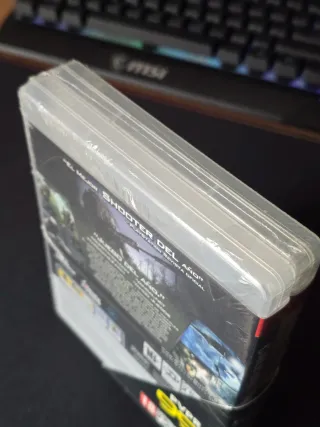 Pacchetto Call of Duty Modern Warfare 2 e 4 sigillato